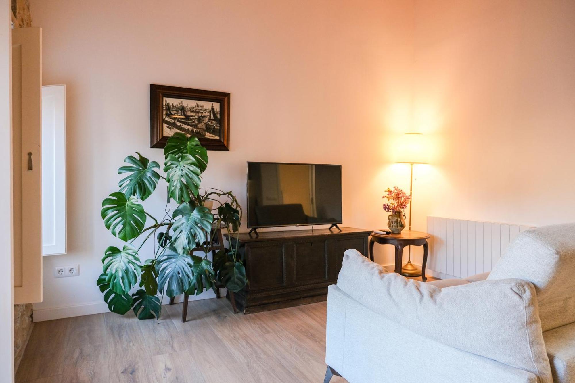 Ganganell Atic Apartamento Con Terraza En Besalú Kültér fotó
