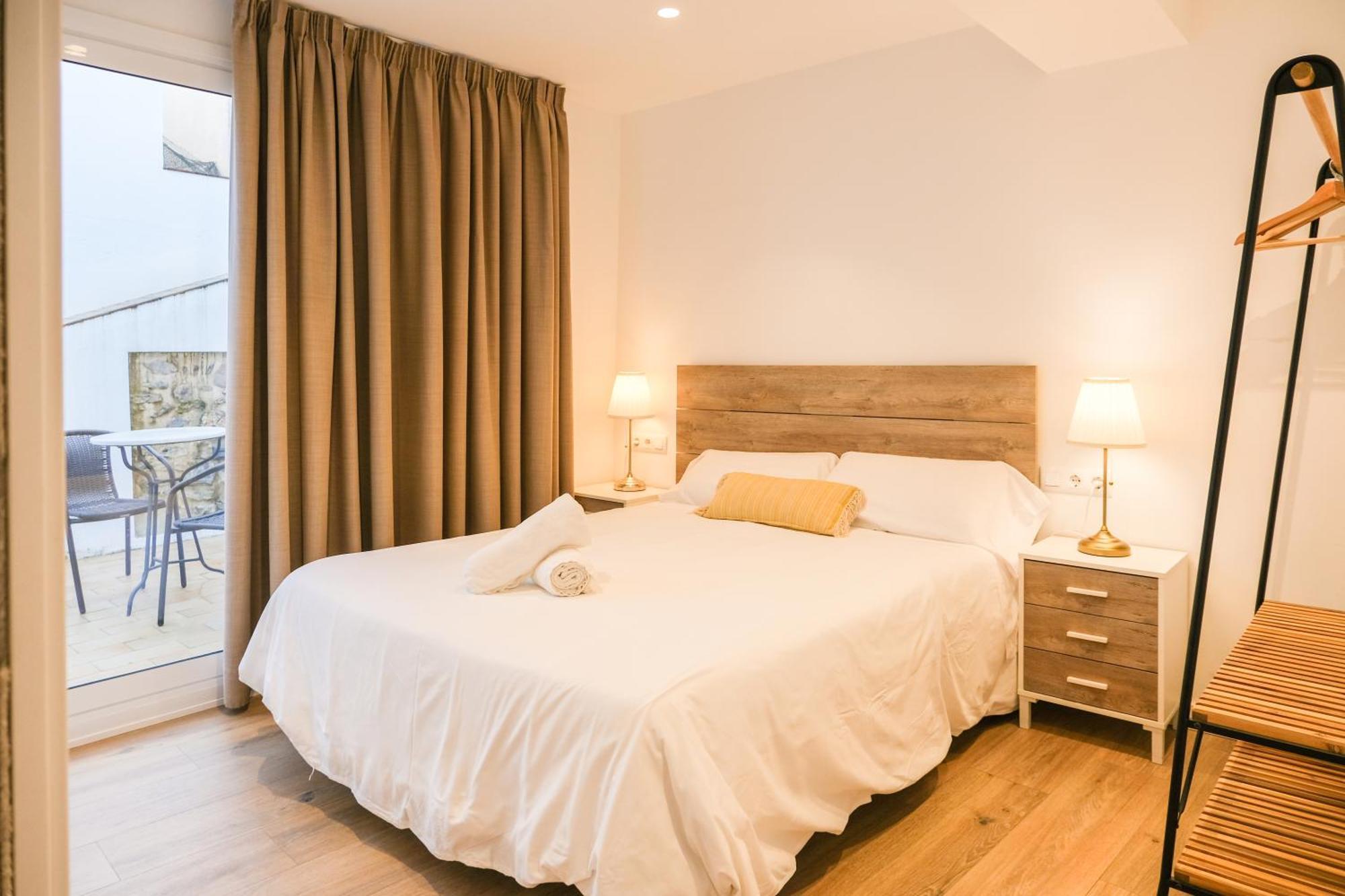 Ganganell Atic Apartamento Con Terraza En Besalú Kültér fotó
