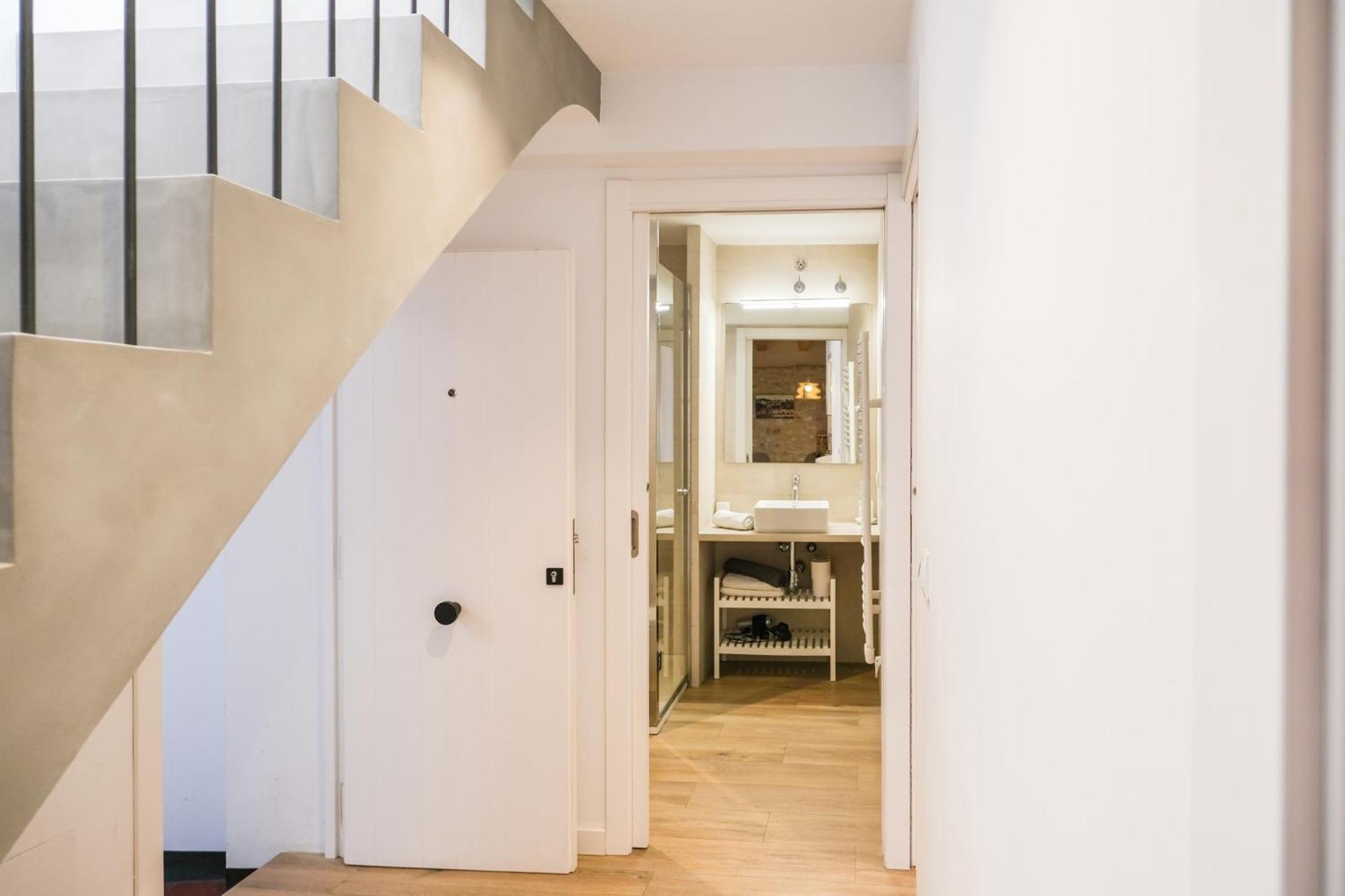 Ganganell Atic Apartamento Con Terraza En Besalú Kültér fotó