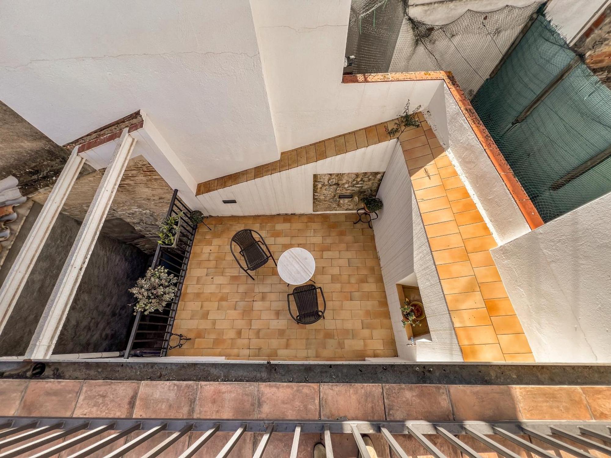 Ganganell Atic Apartamento Con Terraza En Besalú Kültér fotó