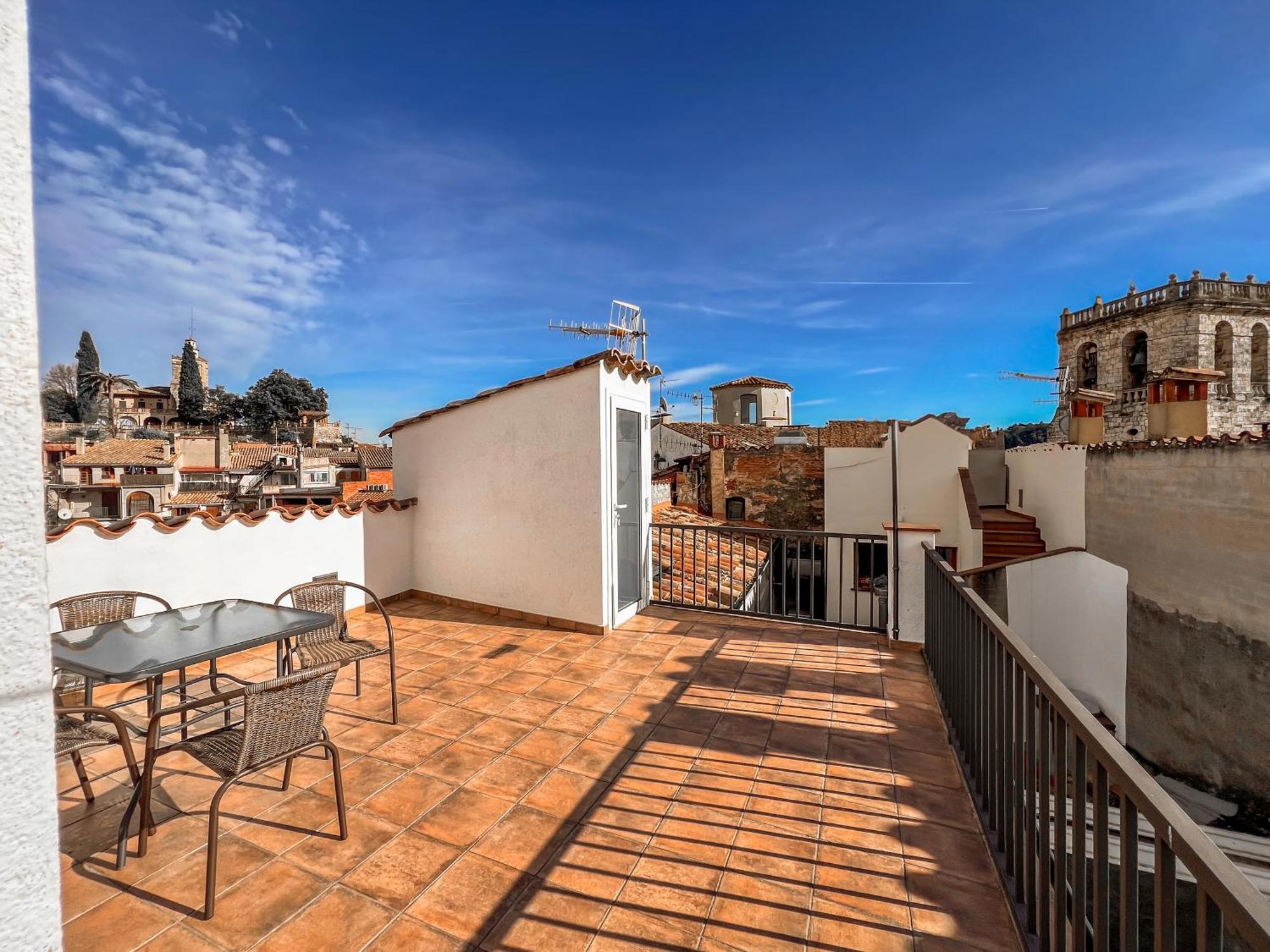 Ganganell Atic Apartamento Con Terraza En Besalú Kültér fotó